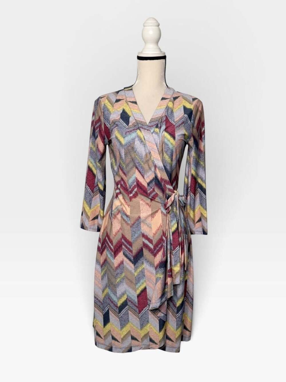 Bcbgmaxazria Multicolored Geometric Chevron Print Midi Wrap Dress Size M